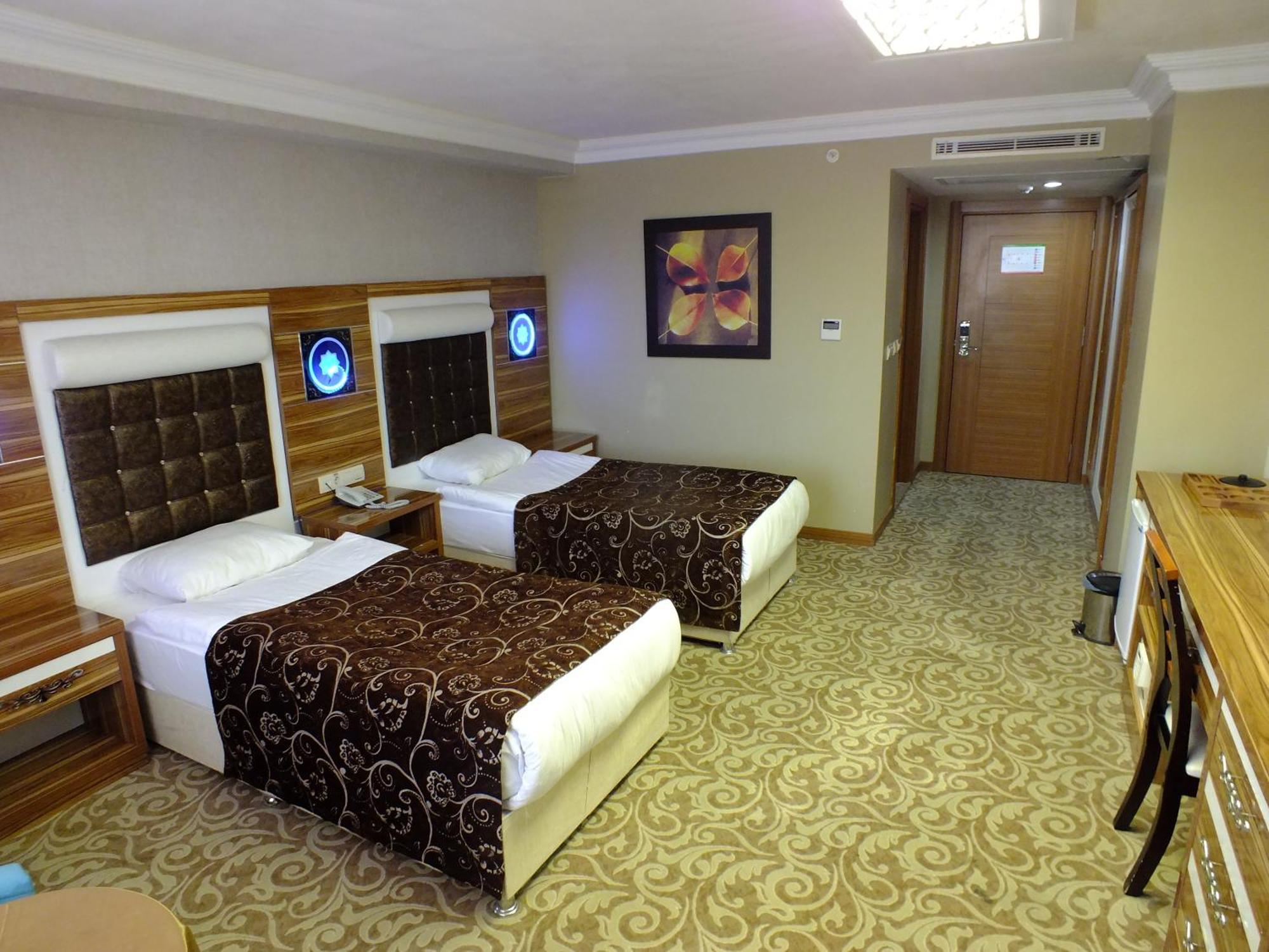 Demosan Hotel Karaman Exterior foto